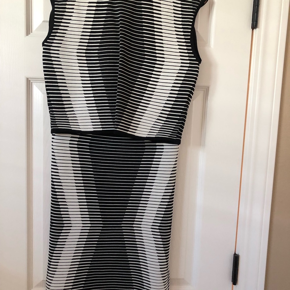 Ted Baker knit set. Cropped top and midi skirt.